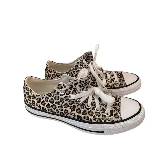 Women's Chuck Taylor All Star Cheetah Low Top
Casual Sneakers 8 - Picture 3 of 9